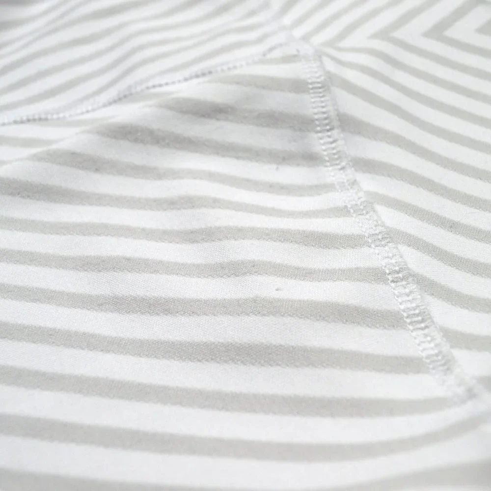 alo Diagonal Stripe Santa Fe White Crop Legging XS